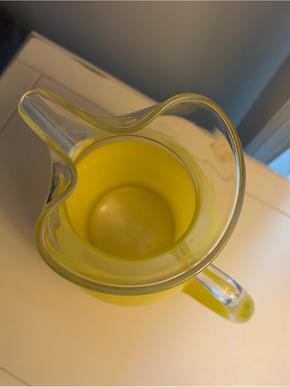 MCM ‘Blendo’ Yellow Frosted Glass Cocktail Pitcher, Mid Century Vintage 1950’s - Picture 5 of 8